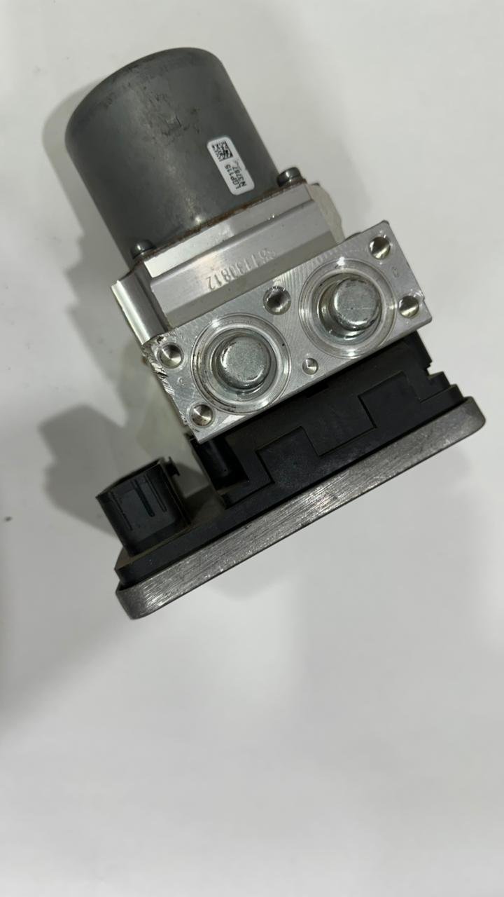 Mercedes A1679000218 ABS new original - Image 2