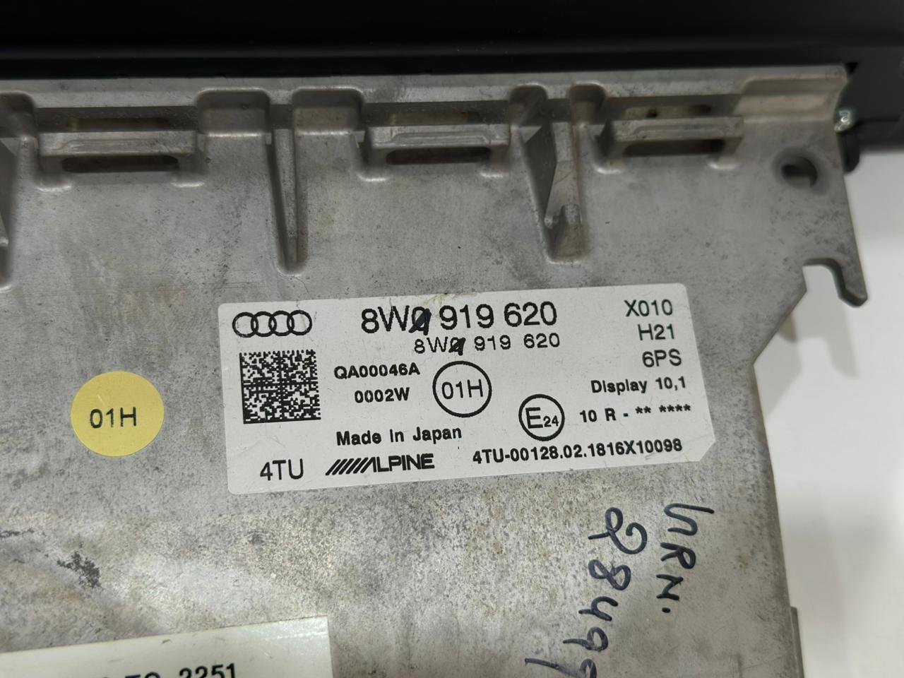 Audi A4 2020-2025 screen new original - Image 3