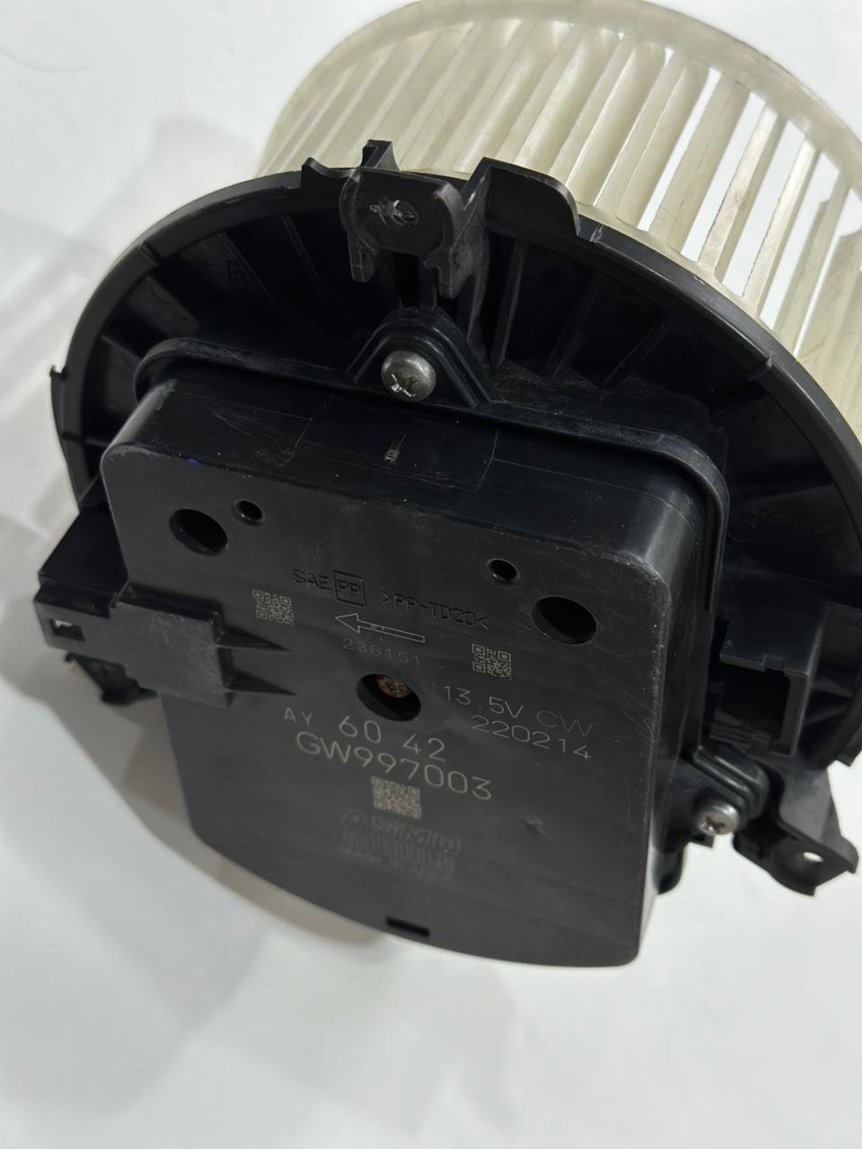 Mercedes e class blower motor GW997003 - Image 4