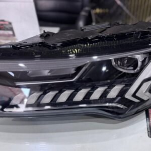 Audi Q7 2025 headlight with module used original pair